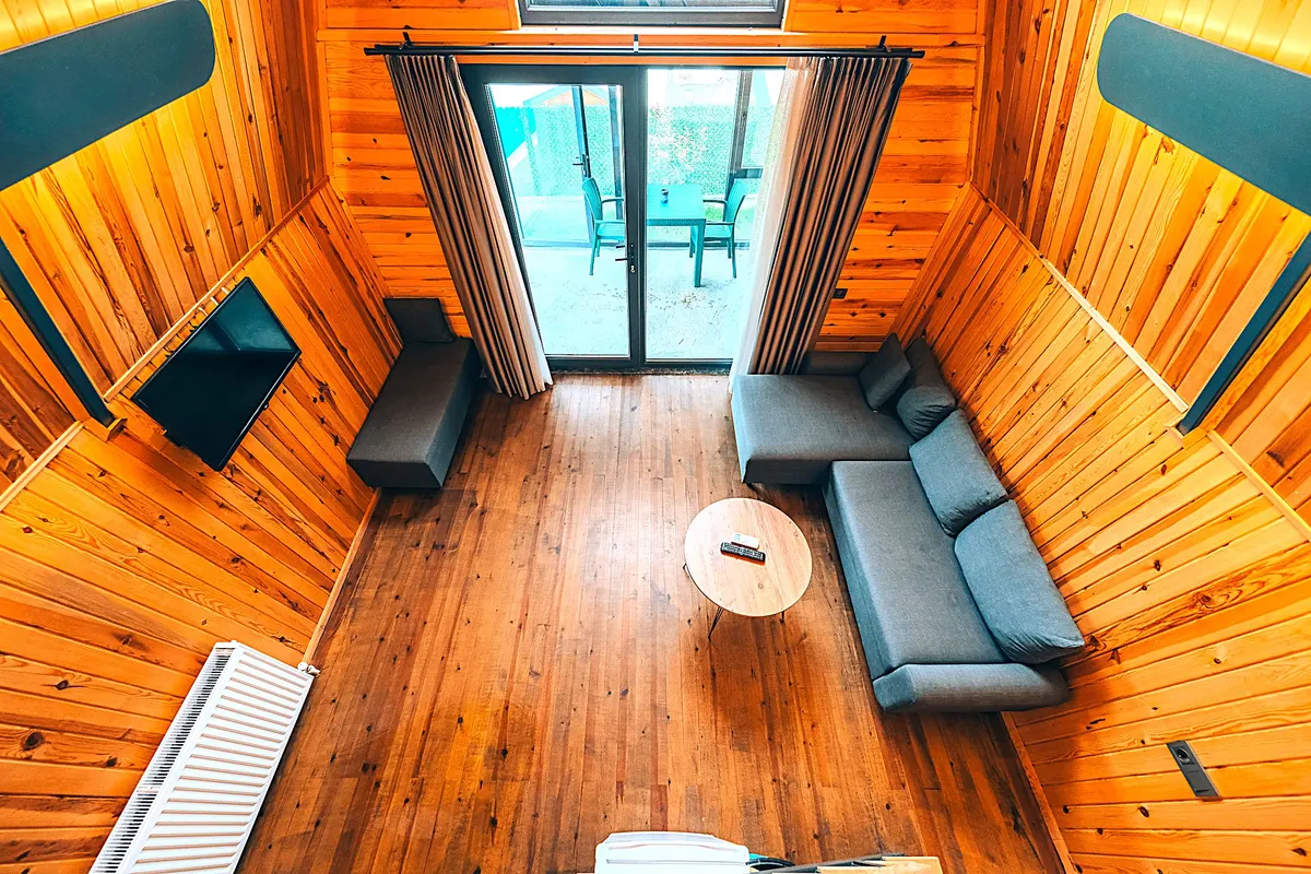 Patya Bungalov salon ve oturma alanı